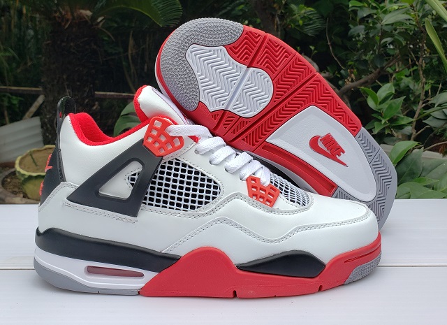 Air Jordan Retro 4 Grade AAA Varsity Red